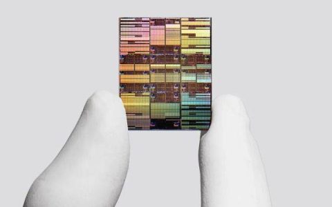 马斯克质疑IBM“0.7纳米芯片”命名误导