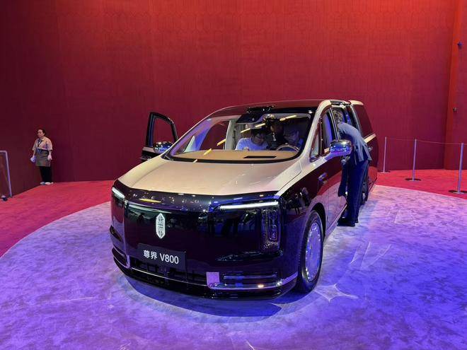 旗舰豪华MPV新高度 尊界V800亮相2026成都车展