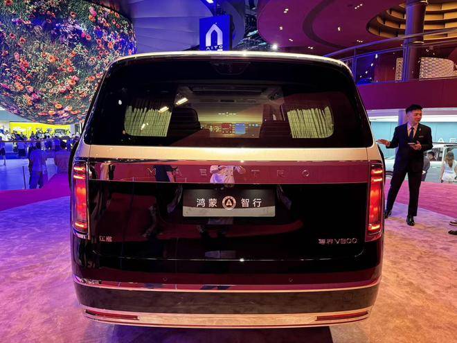 旗舰豪华MPV新高度 尊界V800亮相2026成都车展